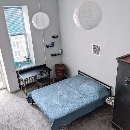 Entire 2-Bedroom Authentic Flat Kyjev Exteriér fotografie