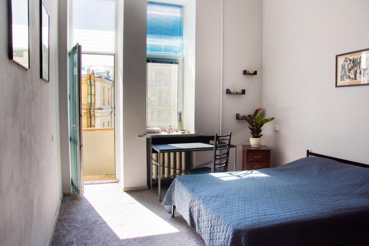 Entire 2-Bedroom Authentic Flat Kyjev Exteriér fotografie